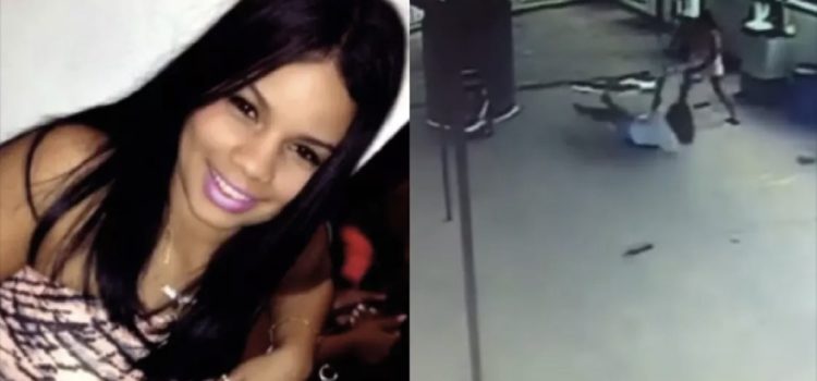 Captado en video el momento en que mujer le da 10 estocadas a otra