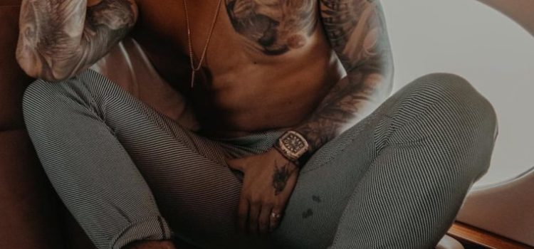Gesto obsceno de Maluma alerta a sus críticos