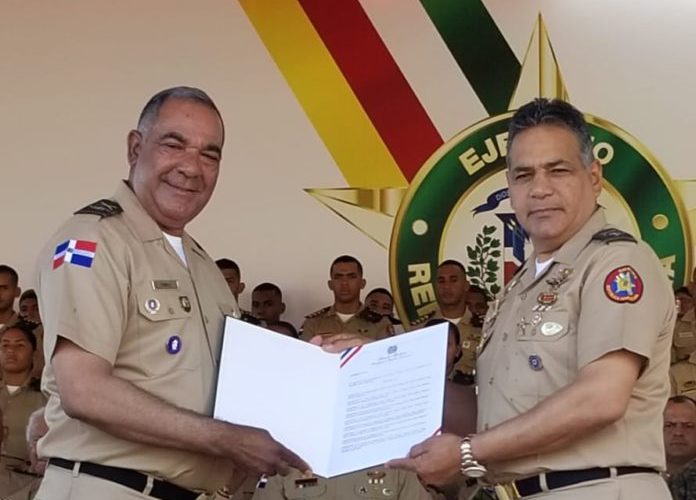 Nuevo comandante del Ejército mayor general Estanislao Gonell Regalado garantiza seguridad fronteriza