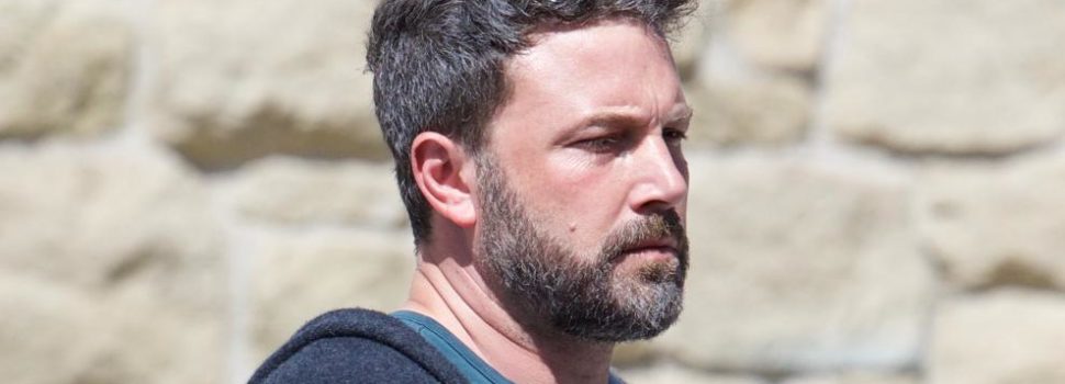 Ben Affleck ingresa en rehabilitación por tercera vez. Su ex mujer, la actriz Jennifer Garner, ha sido quien ha llevado hasta el centro.