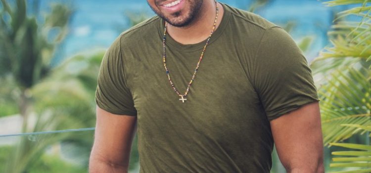 Romeo Santos confiesa por qué no ha grabado con otros bachateros. Lo habían cuestionado no es muy dado a la colaboración con algunos colegas.Ver vídeo.