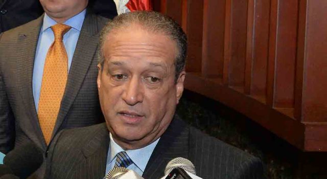 Reinaldo aclara reunión del CP no se suspendió por compromisos de Leonel