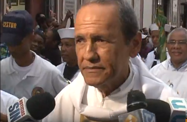 El Padre Luis Morales Asegura La Sociedad Dominicana No Va Por Buen Camino