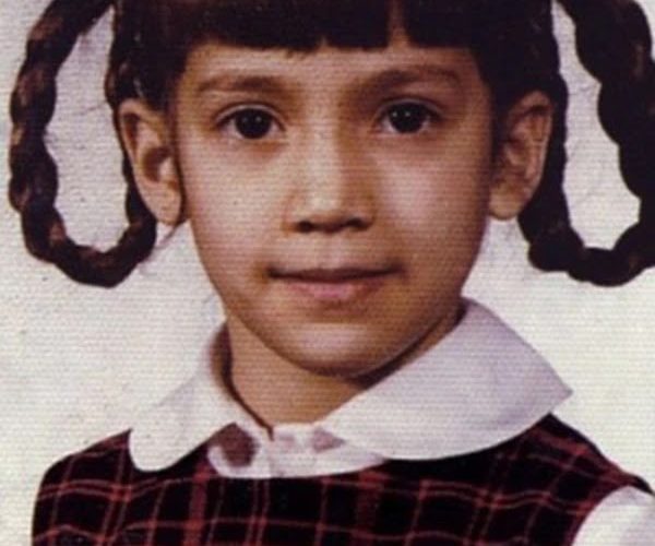 Lo que no sabías de Jennifer López, la bailarina del Bronx que soñaba con las luces de Hollywood.