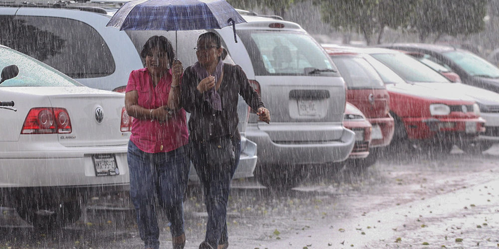Tormenta tropical Kirk causa lluvias desde el mediodía en gran parte de RD