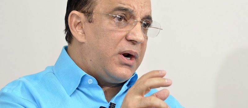 PRSC plantea reducir impuestos a combustibles para que gasolinas, gasoil y GLP bajen de precios