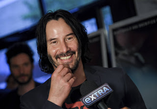 Piconfesiones!. El actor Keanu Reeves, las tragedias que se esconden tras sus acciones solidarias. Destina parte de su fortuna a ayudar en la lucha contra el cáncer.