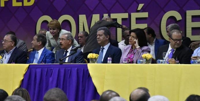 Comité Central del PLD inicia asamblea en la que decidirá tipo de primarias