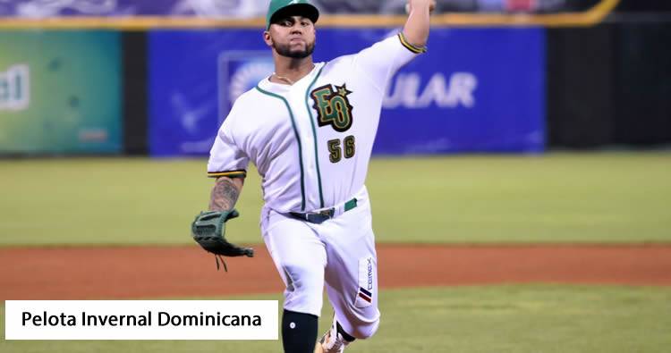 Estrellas blanquean a los Leones del Escogido