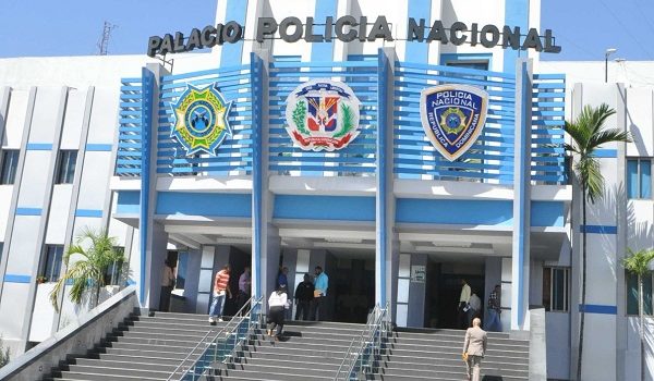 Agente PN asesina joven de un disparo en la cabeza en Villa Mella