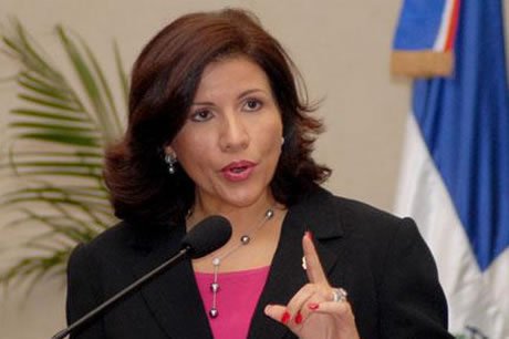 Vicepresidenta: “Las mujeres sabemos poner orden y hacer cumplir las leyes”