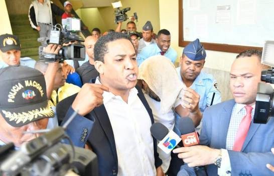 Procuraduría dice Octavio Dotel tiene más de 30 inmuebles en esquema de lavado de activos