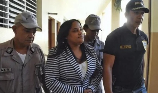 Dictan 6 meses prisión preventiva a exfiscal y agentes de Villa Vásquez